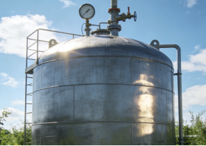 沼气脱硫设备的材质如何选择？